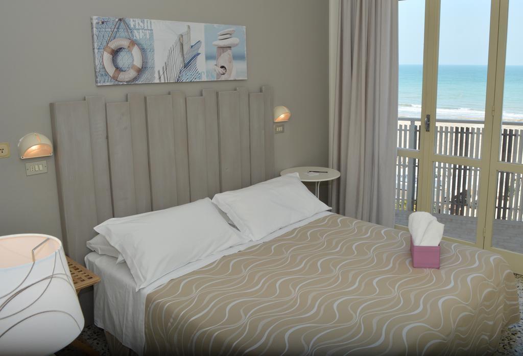 Hotel Viamare Milano Marittima Room photo